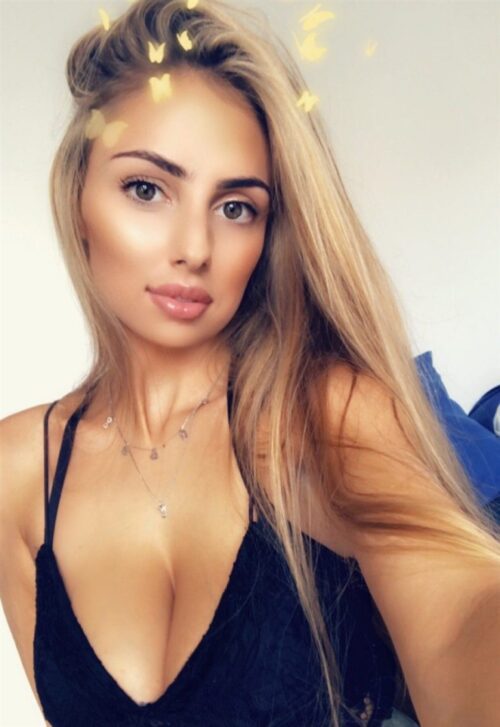 Gemma McCourt: La mujer que más gana en OnlyFans - ColorMusic