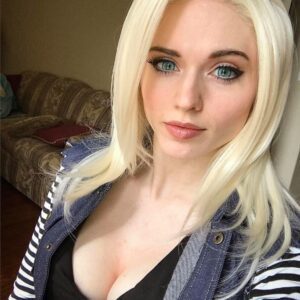 Sexy Streamer Amouranth - ColorMusic