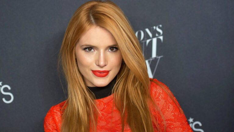 Bella Thorne posa semidesnuda en Instagram