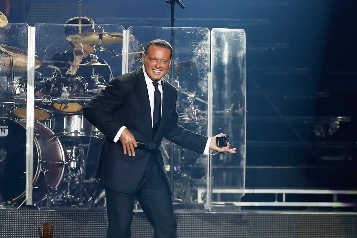 El ícono de la música latina Luis Miguel anuncia su gira en Chile