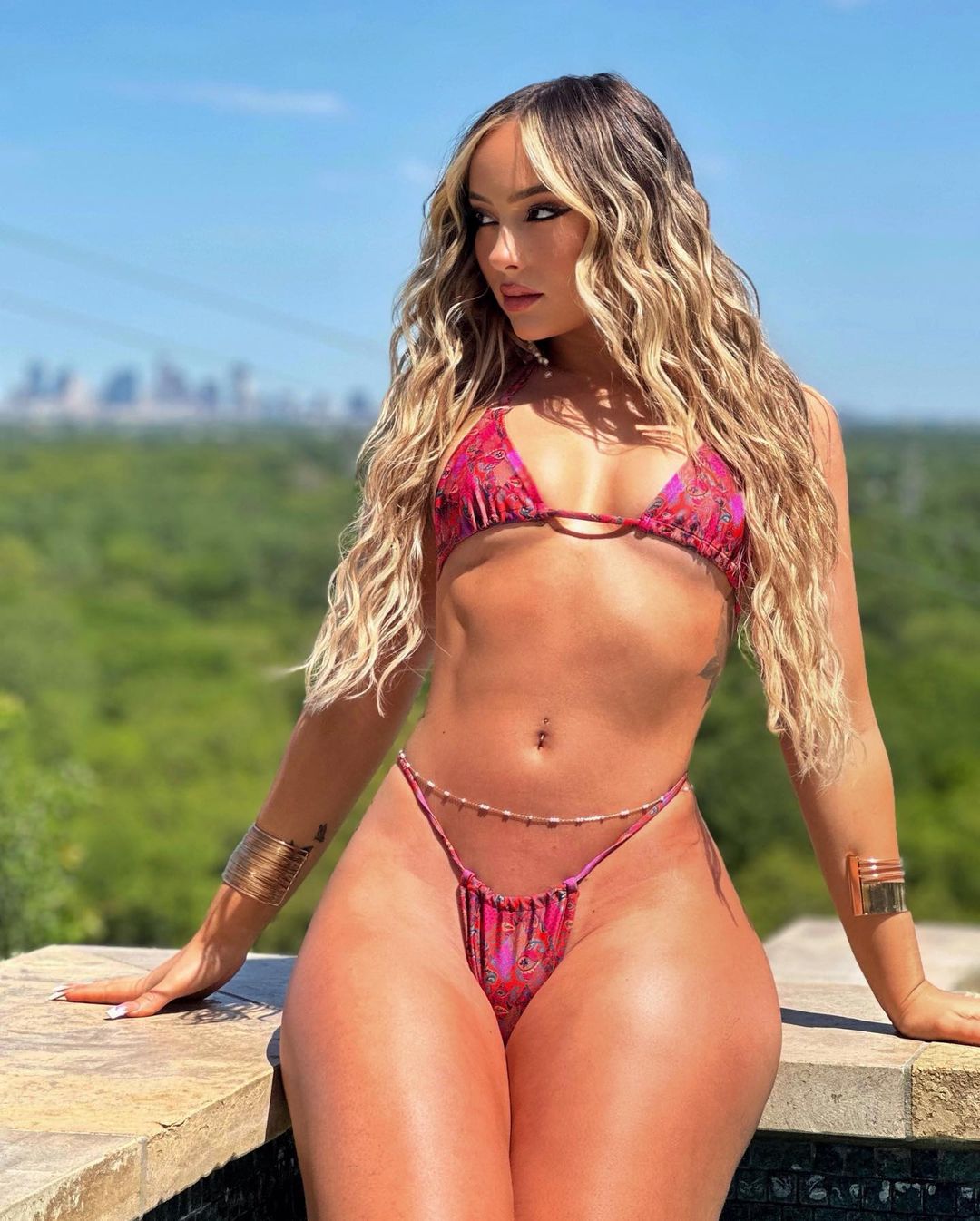 Gabriella Farias Nude