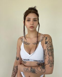 Descubre la galería exclusiva de Nataliexking con sus mejores fotos y videos