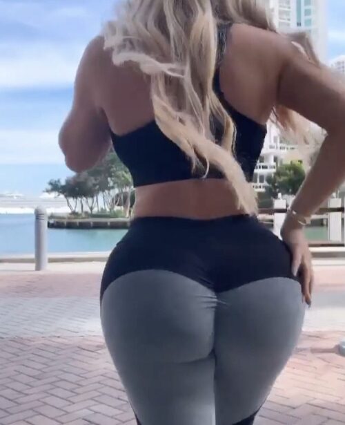 Anastasiya Kvitko en sexy Leggings Anastasiya Kvitko: Las fotos y videos más hot de la modelo rusa