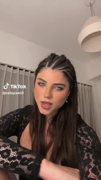 Video de celeste, la estrella de tiktok e instagram