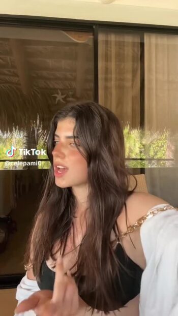 Video de celeste, la estrella de tiktok e instagram