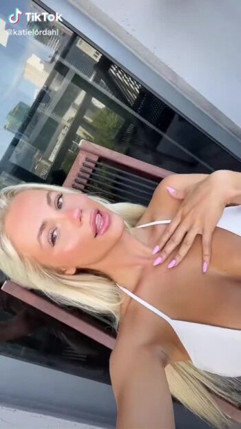 https://www.colormusic.cl/wp-content/uploads/2023/10/Video-de-Katie-Lordahl-Modelo-OnlyFans-25.mp4