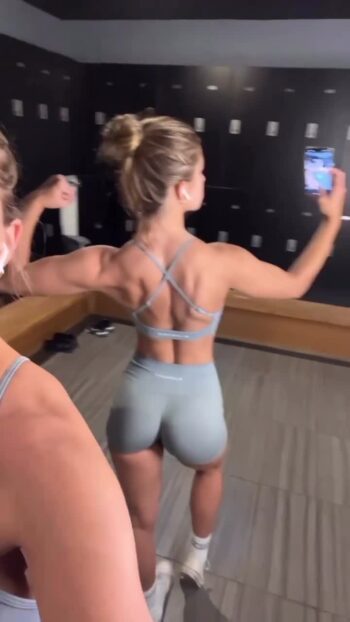 Video de @victoriabulk en el gimnasio