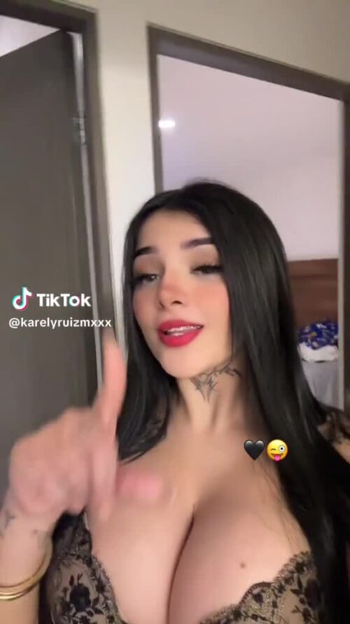 Video sexy de Karely Ruiz 10 Karely Ruiz
