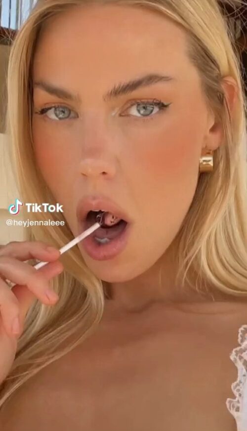 Video de Jenna Lee lamiendo un chupetín LollyPop Jenna Lee