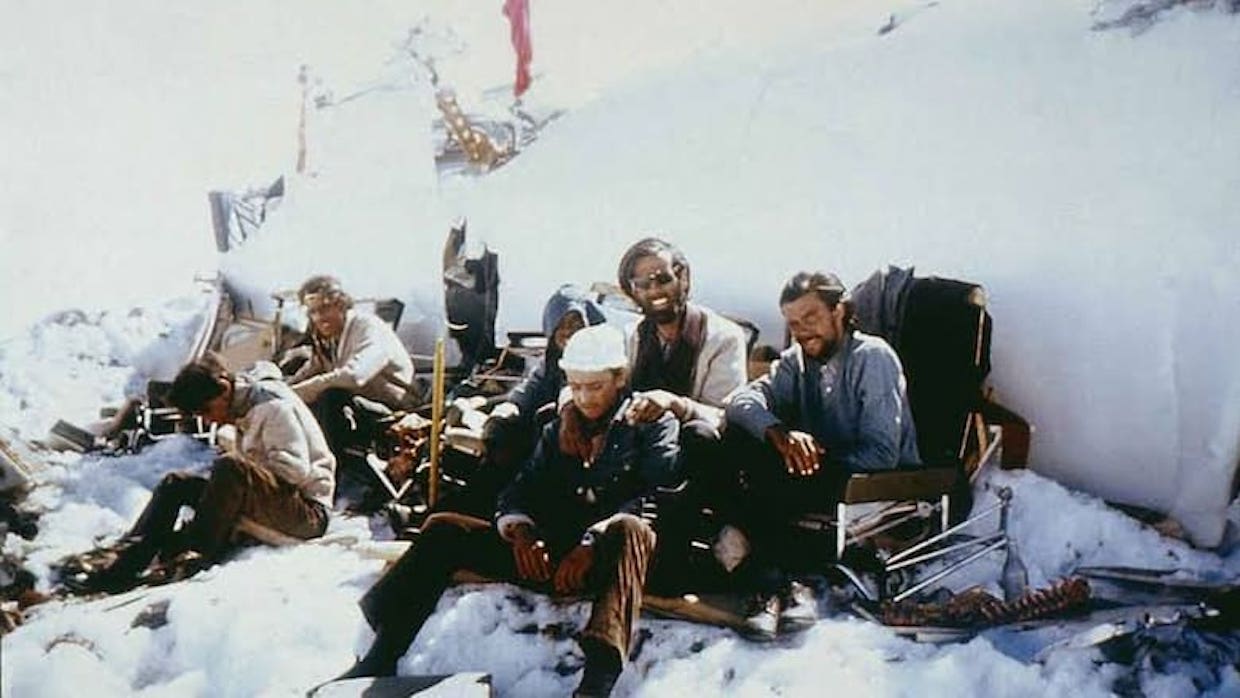 Foto real de los uruguayos que inspiraron la película La Sociedad de la Nieve