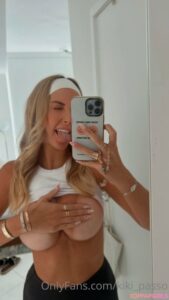 Foto de Kiki Passo, estrella brasileña de OnlyFans, en sesión muy hot y sin censura