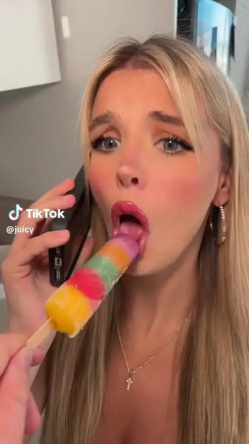 Video de Lily Lanes OnlyFans 21 Lily Lanes