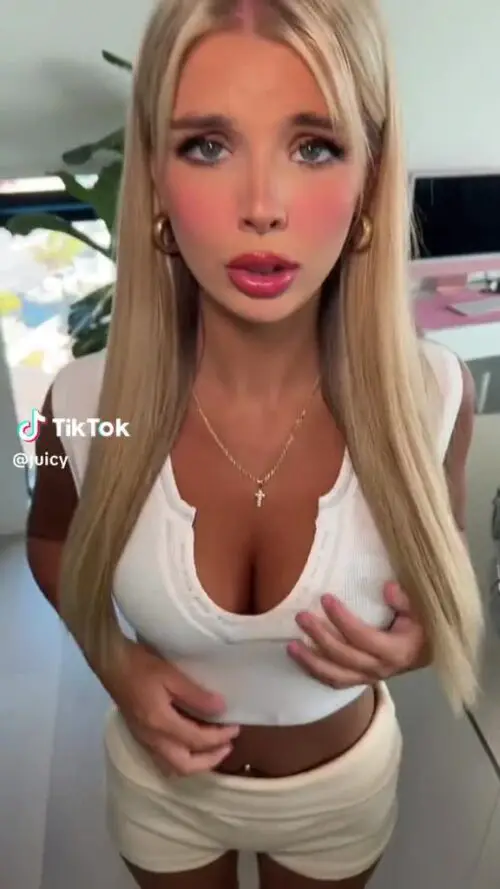 Video de Lily Lanes OnlyFans 27 Lily Lanes