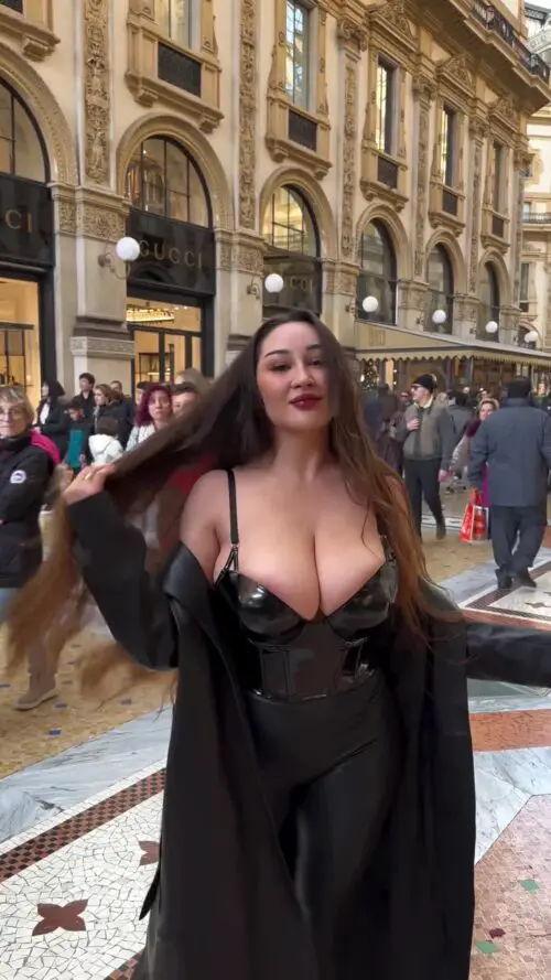 Louisa Khovanski OnlyFans Leaked – 26 Louisa Khovanski, la sobreviviente ucraniana que hoy triunfa en OnlyFans