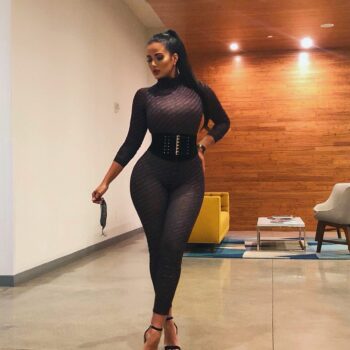 Maria Gabriela Lobaton posando en sesión de fotos