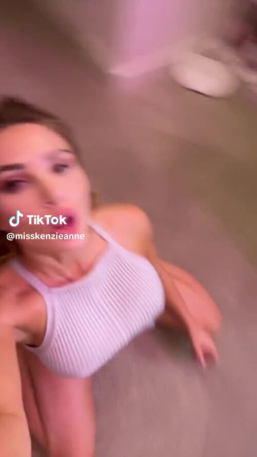 Kenzie Anne: Ropa Interior Deportiva en TikTok Kenzie Anne