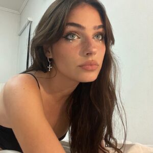 Candela Gallo posando para Redes Sociales