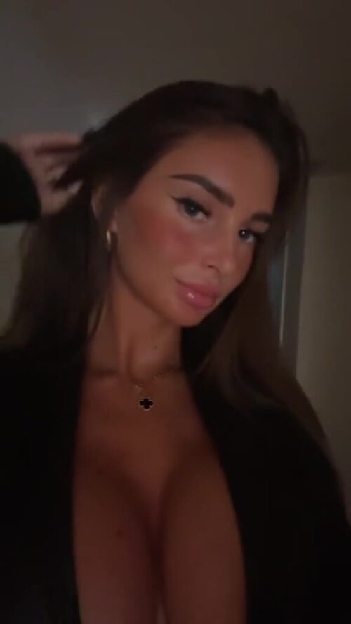 Video de Maddy Cheary, sexy modelo de pechos grandes – 011 Maddy Cheary