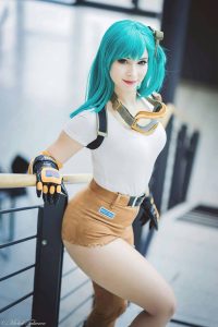 Descubre la galería exclusiva de Enji Night con sus mejores fotos y videos