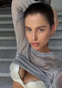 Masha Lobanova Modelo Foto 02