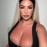 Valentina Di Rocco,Valentina Di Rocco, modelo curvy e influencer italiana, destaca en redes sociales con su enfoque en el Body Positivity.