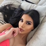 Nyla Caselli,Modelo adulta e influencer