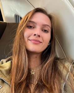 Stacy Cruz selfie casual