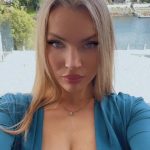 Brianna Bell,Modelo y gamer neozelandesa destacada en el mundo digital