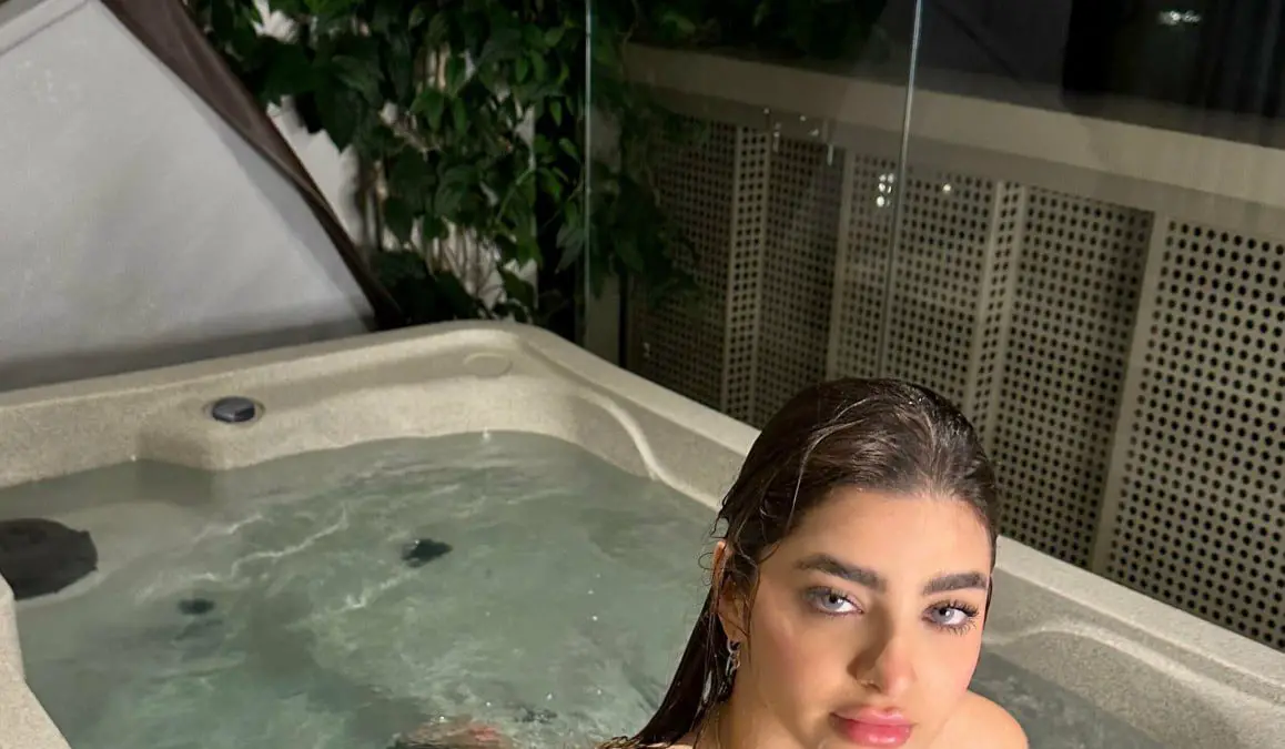 Laura Sahar OnlyFans 04 ColorMusic(00)