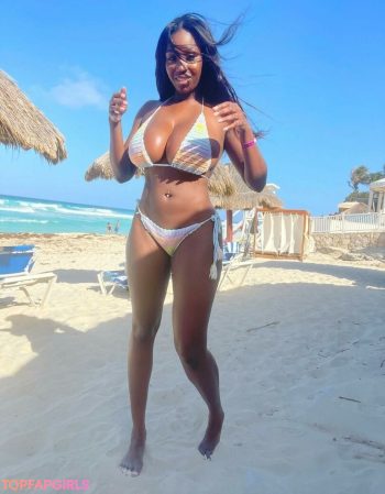 Contenido exclusivo de Ellie Ensley en OnlyFans