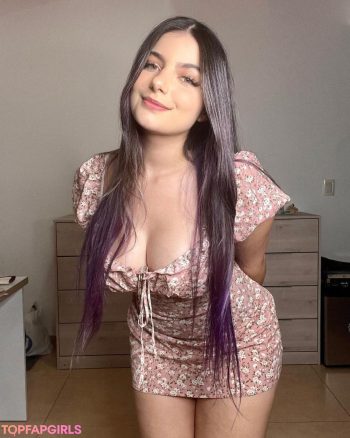 Fotos hot filtradas de Julieta GirlofNox en OnlyFans