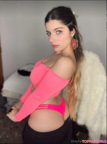 Fotos hot filtradas de Julieta GirlofNox en OnlyFans