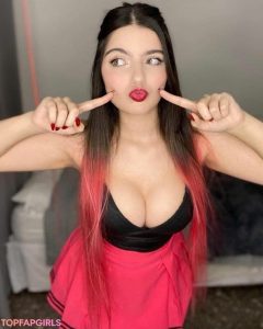 Fotos hot filtradas de Julieta GirlofNox en OnlyFans