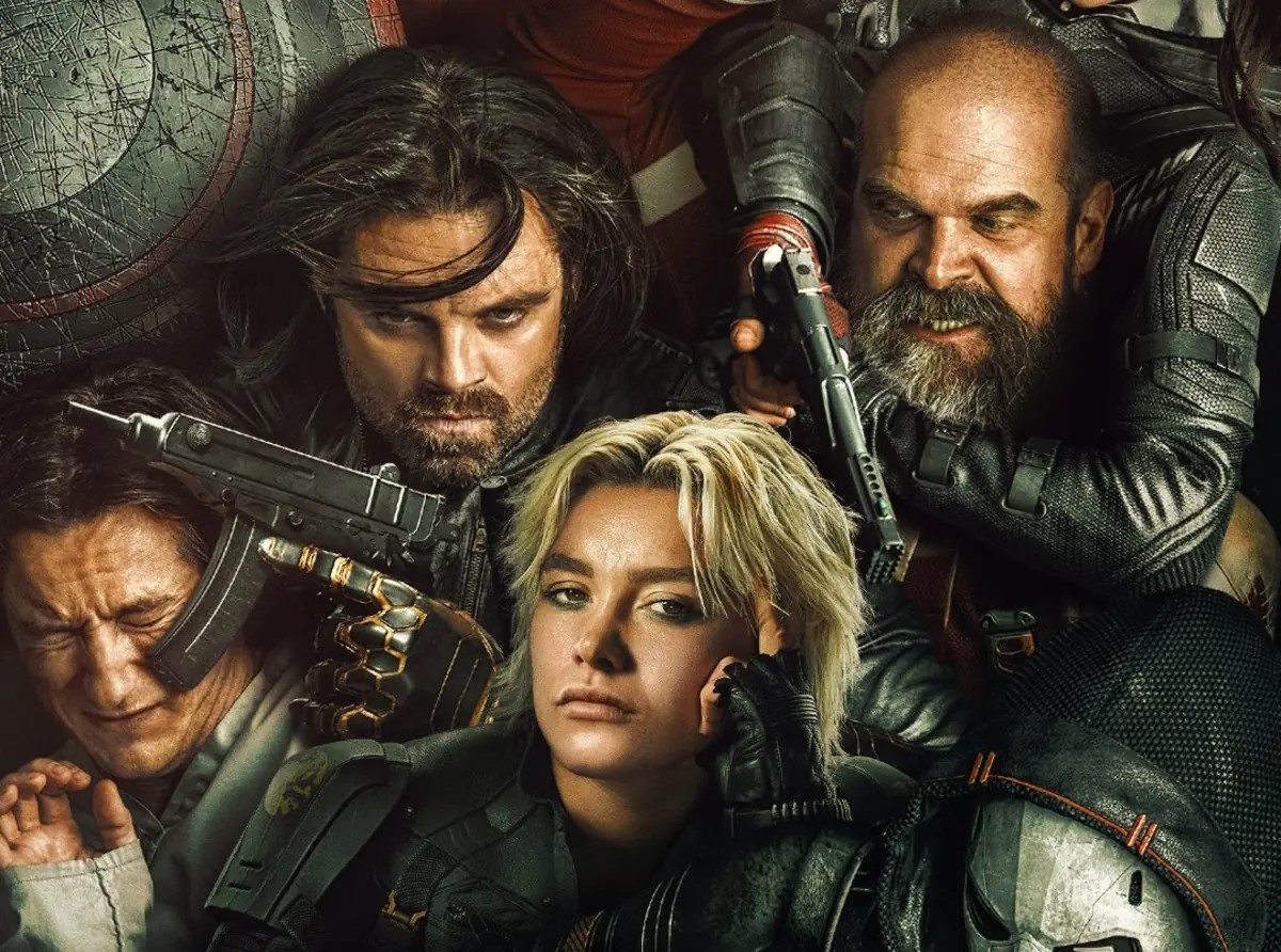 Thunderbolts Marvel con Yelena Belova, Bucky Barnes y Red Guardian en una escena de alta tensión con armas en mano.