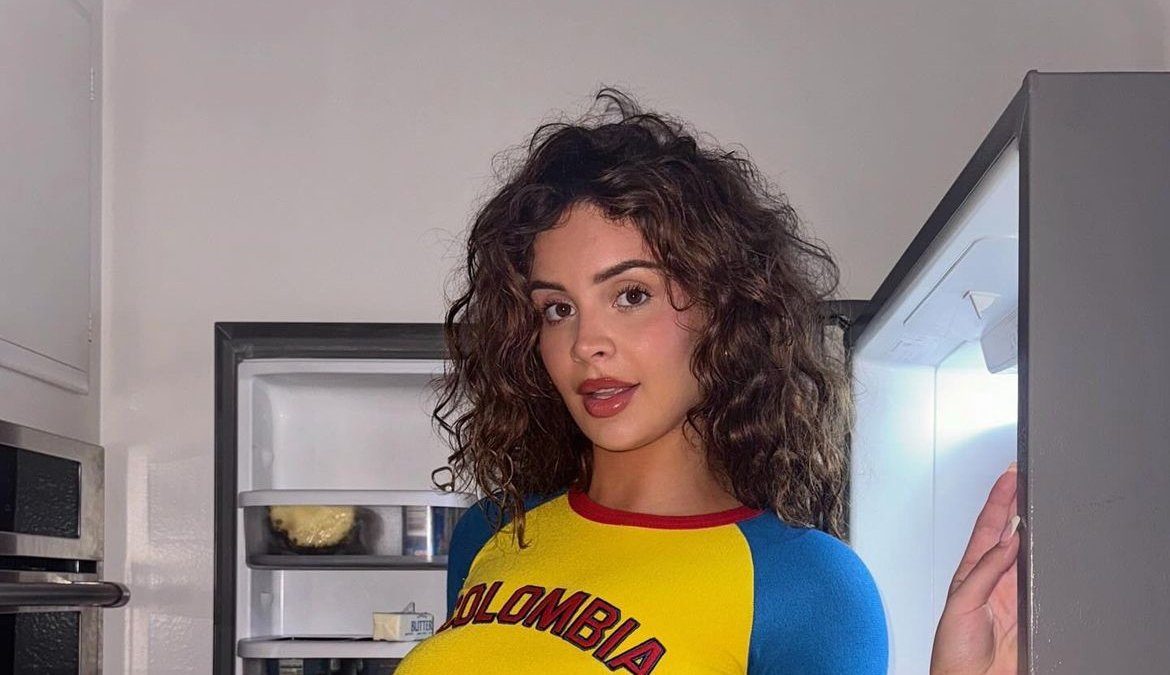 Evanita se muestra orgullosa con camiseta de Colombia - ColorMusic