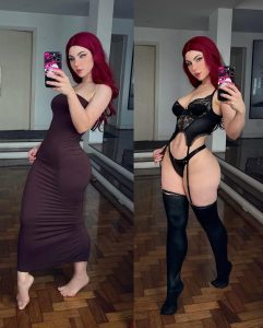 Fe Galvao  presentando su nuevo y sensual cosplay 