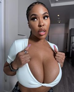 Foto de Aryana Adin
