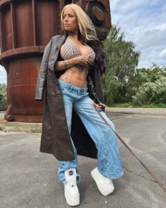 Modelo alemana Elisa Albrich