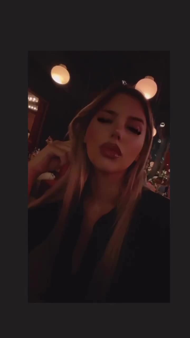 Video de la fashion model chilena sofialeonart